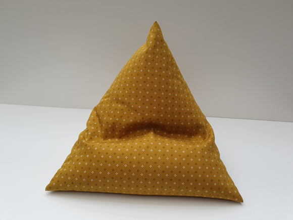 Pyramidenkissen Karo  Buchkissen oder Tablettkissen